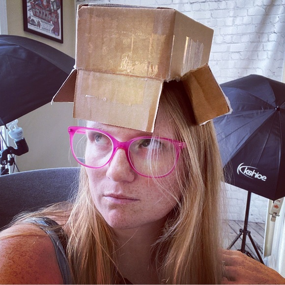 Meet your Posher, Kat - Picture 2 of 8